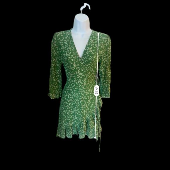 FaithfulThe Brand Bell Sleeve Floral‎ Carmel Wrap Dress 4 Green Boho Cottage - Picture 3 of 8